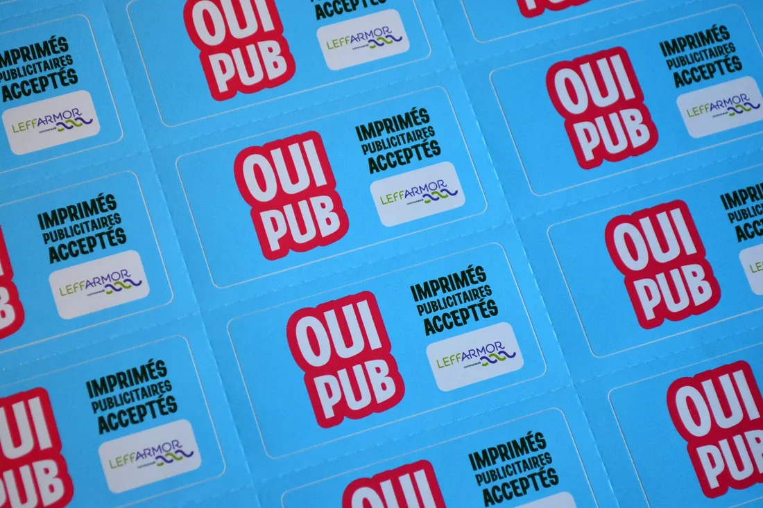 Autocollants Oui Pub