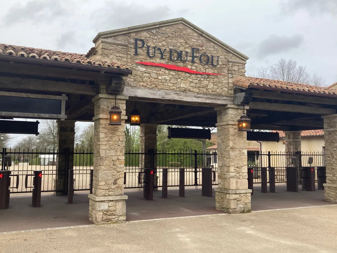 L'entrée du Puy du Fou