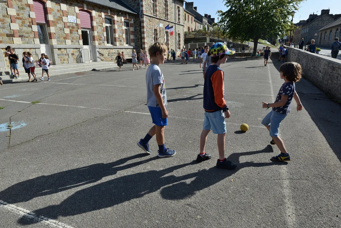 Illustration écoliers (35)