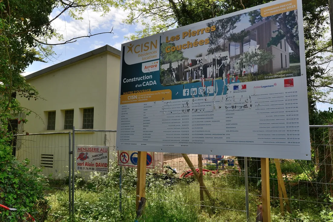 St-Brevin (44) : panneau de chantier du CADA