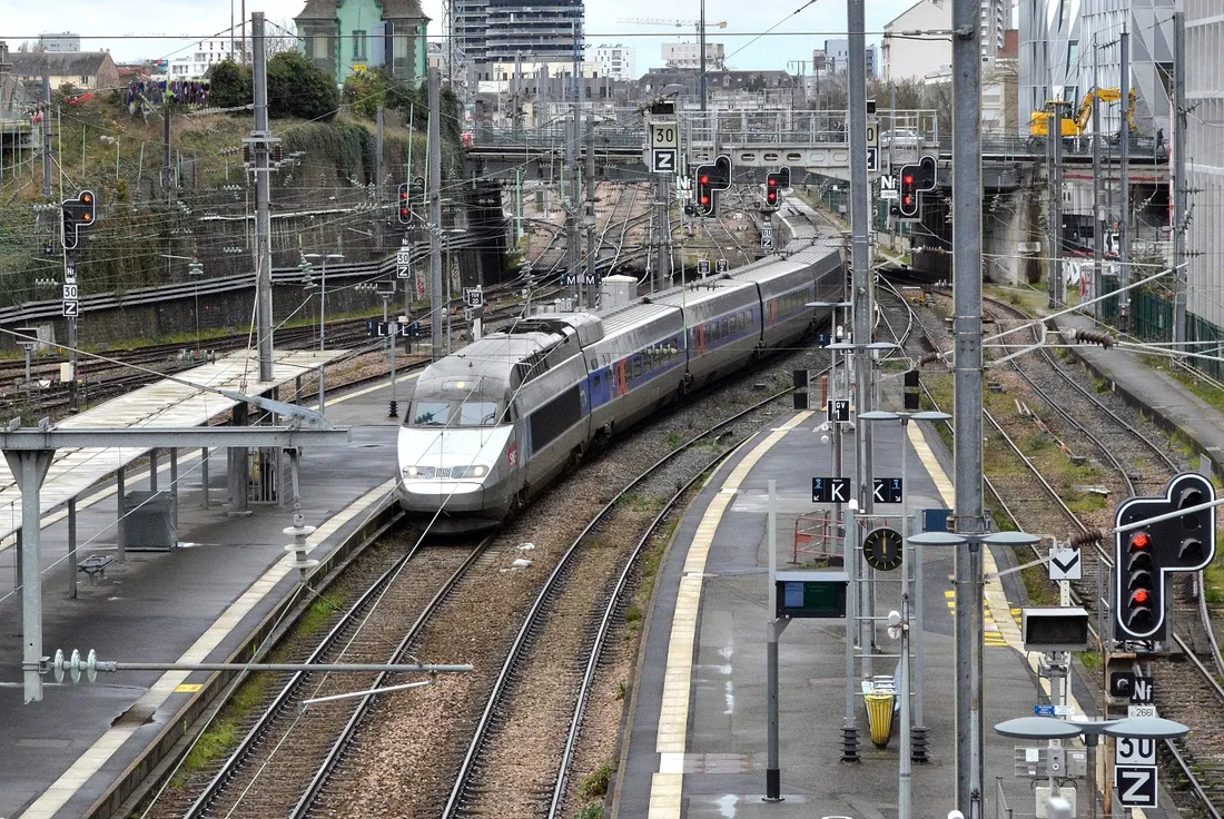Gare de Rennes Arrivée TGV Atlantique
