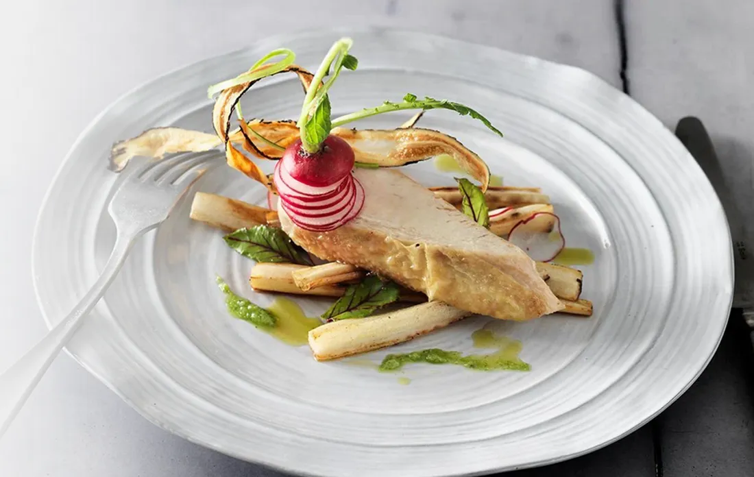 Suprême de volaille aux salsifis