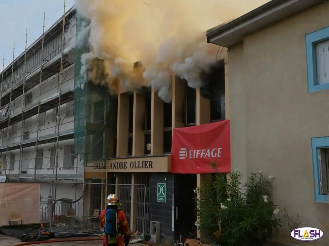incendie Isle salle des fêtes relogement flammes SDIS 87 pompiers périmètre sécurité haute-Vienne