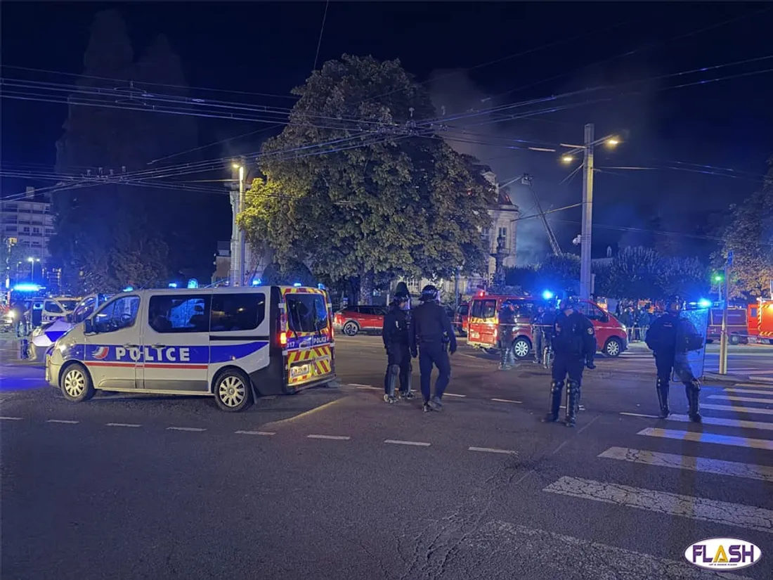 incendie mairie Limoges hôtel de ville Haute-Vienne manifestations 17 octobre 2026 dégats pompiers