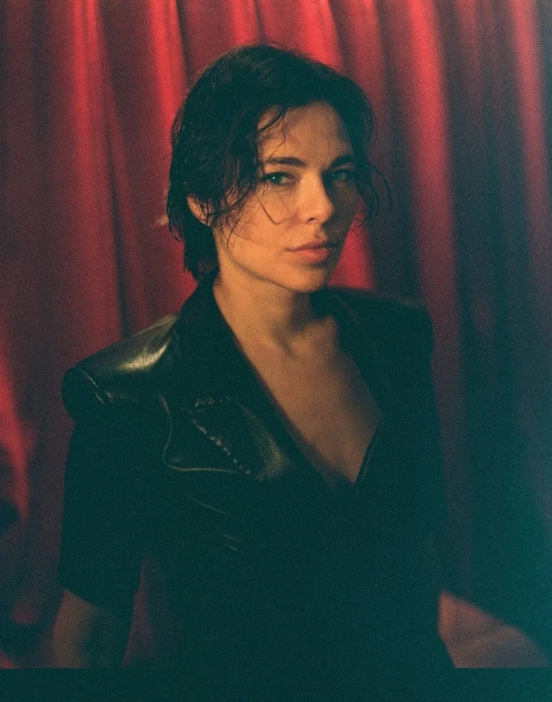 facebook.com/NinaKraviz