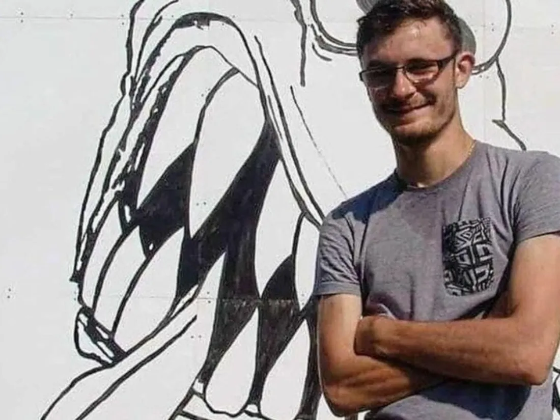 Jack Lang rend hommage à Steve Maia Caniço