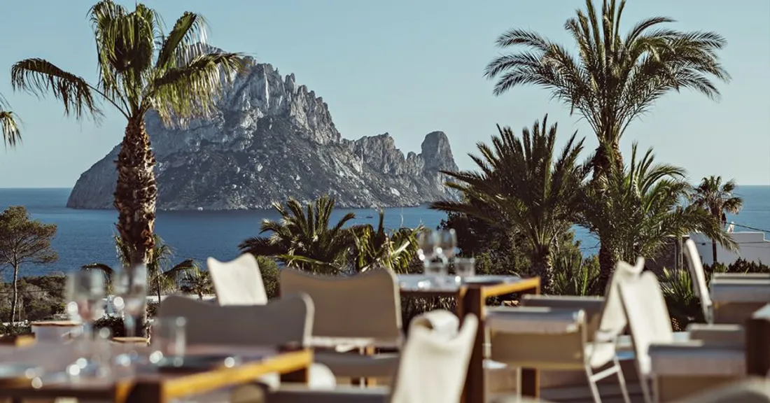 FG CHIC IBIZA: La Mirada by Petunia 