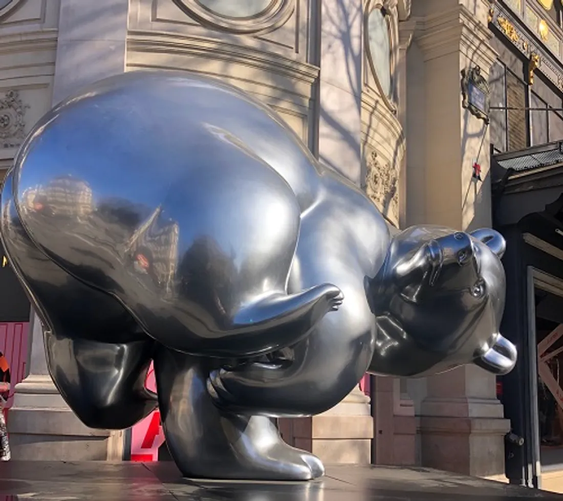 Des ours installés dans le 9e arrondissement de Paris