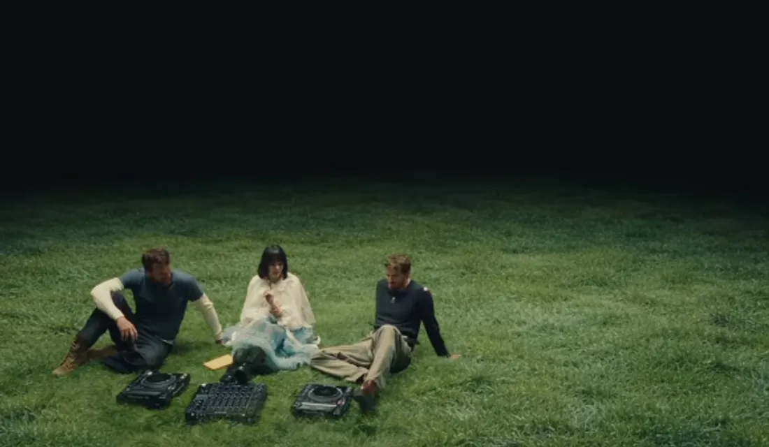 The Chainsmokers - Echo feat. Oaks