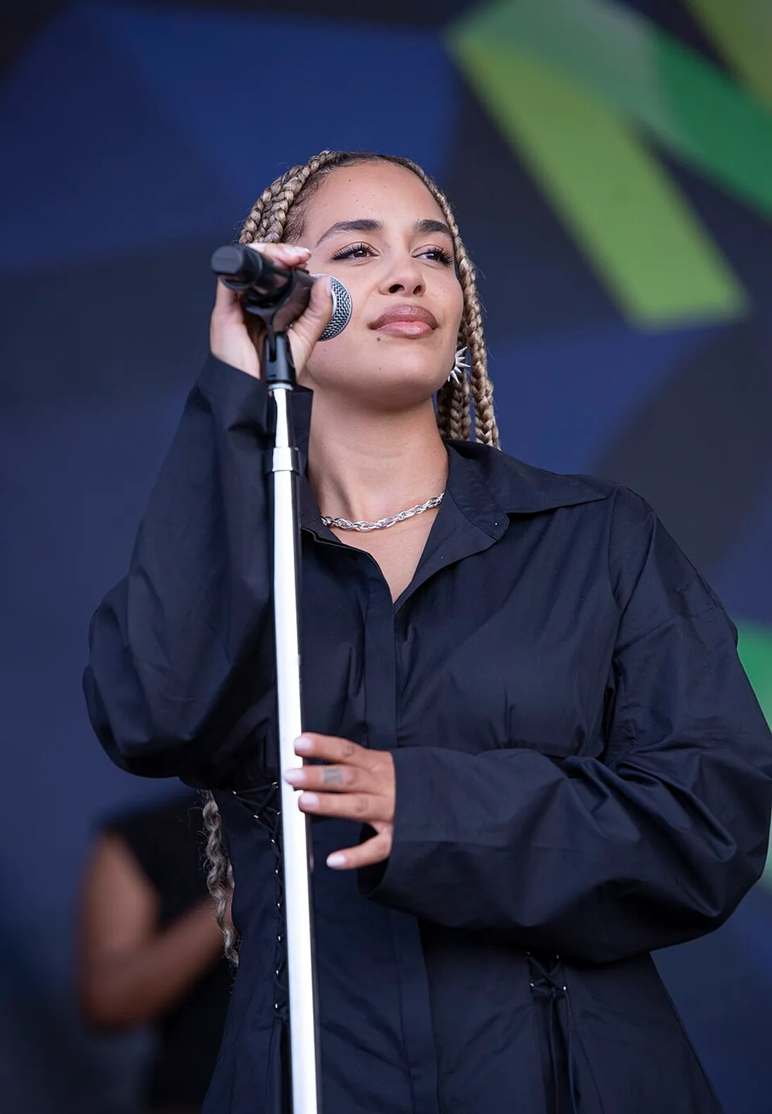 FG CHIC : Jorja Smith, l’élégance de la sincérit