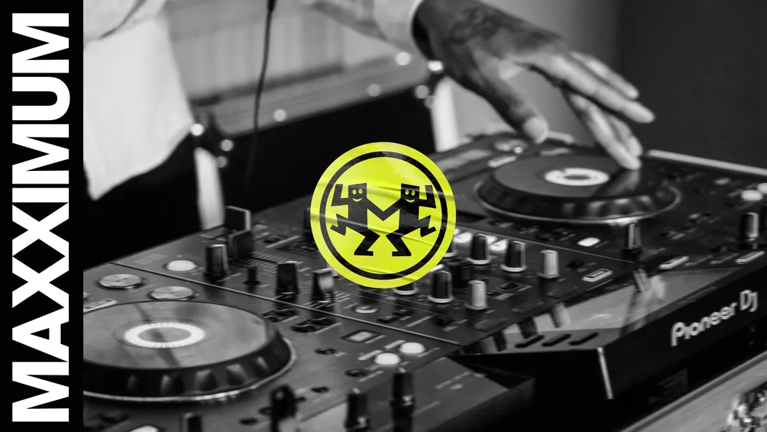 MAXXIMUM_STICKERS_1920x1080