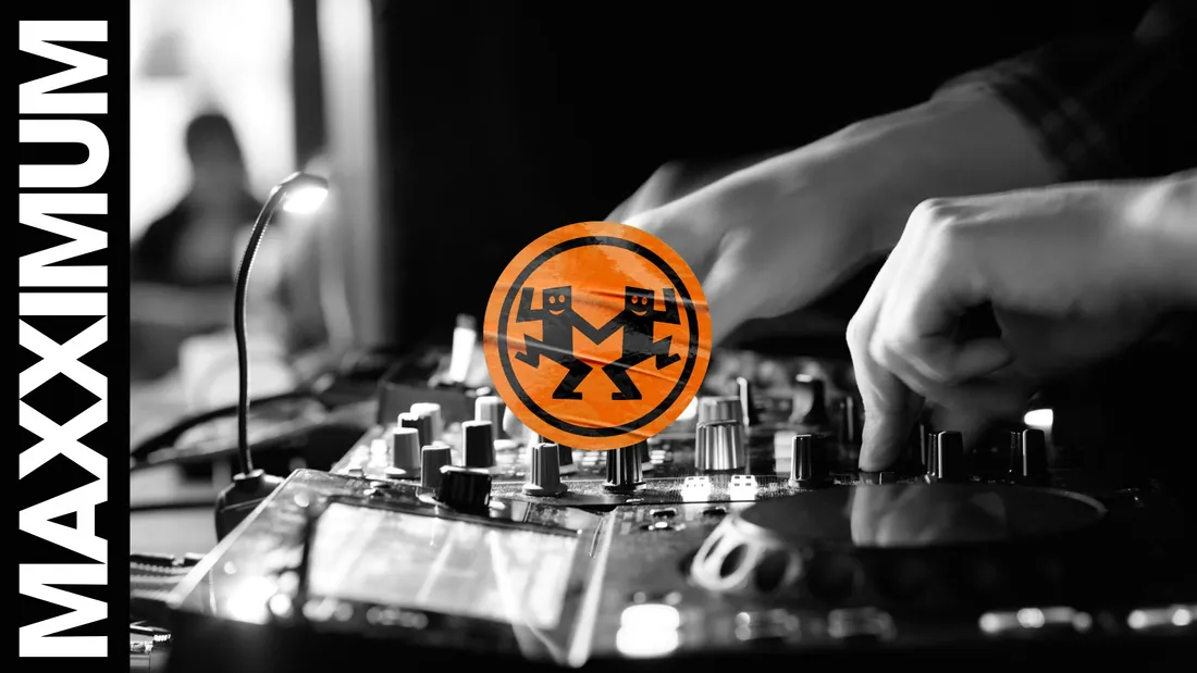 MAXXIMUM_STICKERS_1920x1080