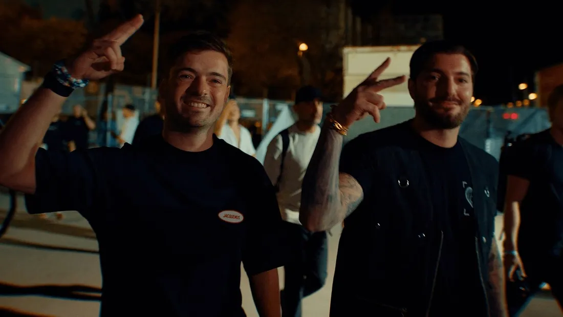 Martin Garrix & Alesso feat. Shaun Farrugia - Inside Our Hearts