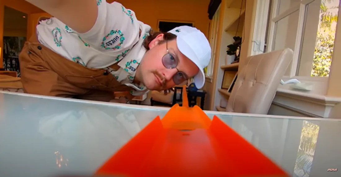  « Domino », le clip coup de cœur signé Myd 