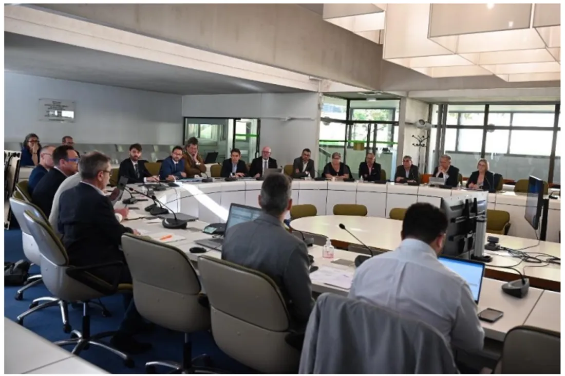 Les acteurs économiques et institutionnels s'engagent pour une restructuration d'Alméa