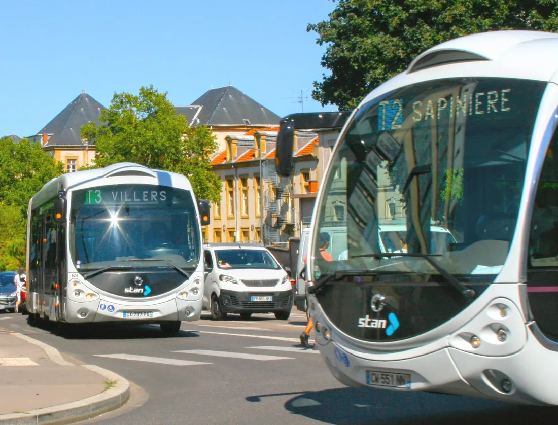Nancy : un conducteur du réseau Stan menacé au couteau