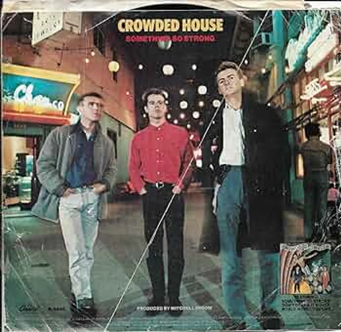 CROWDED HOUSE