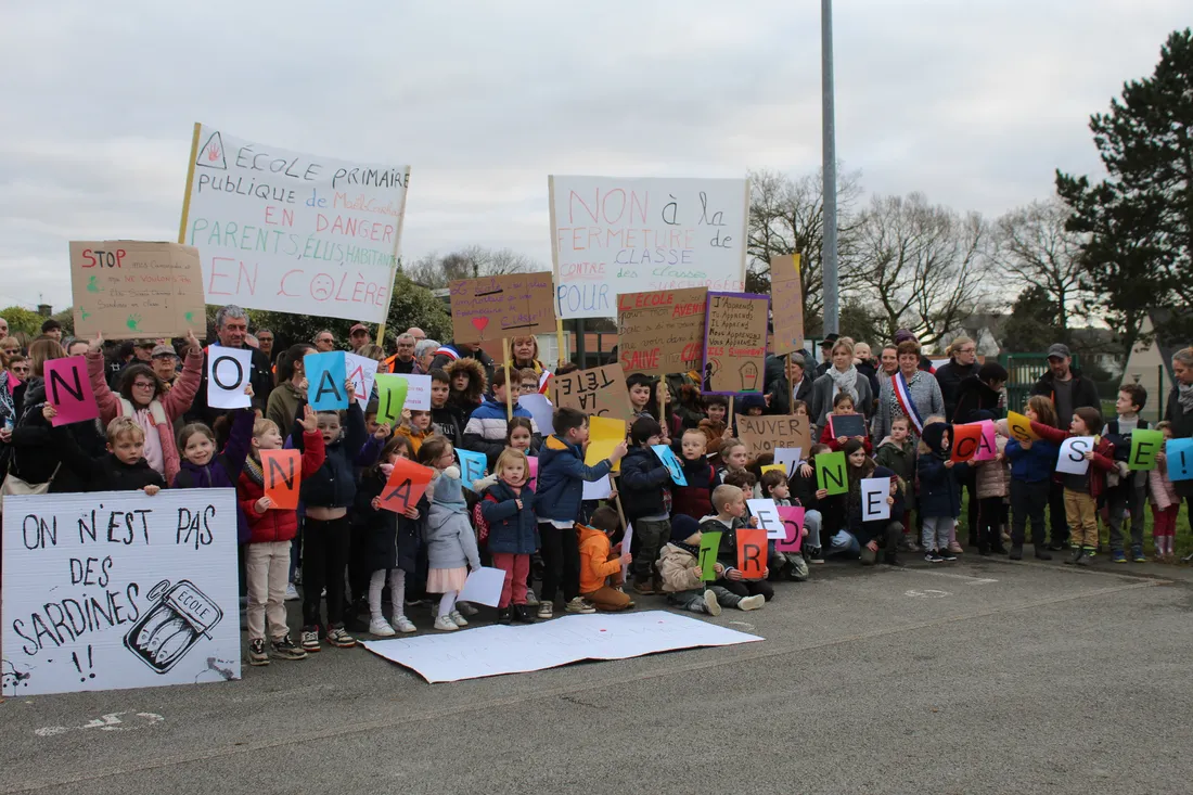 La mobilisation à l'école publique de Maël-Carhaix