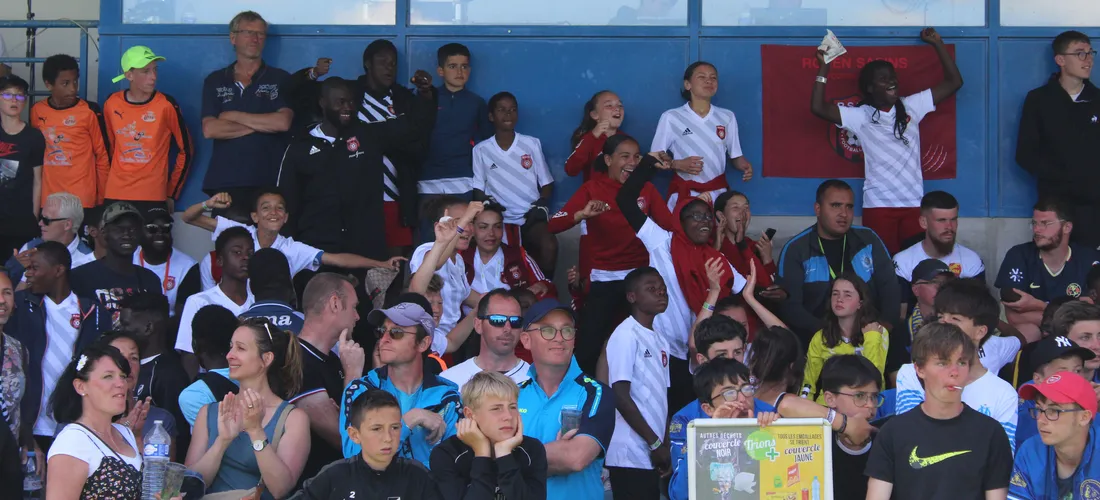 Le public heureux d'être là pour le TIG.