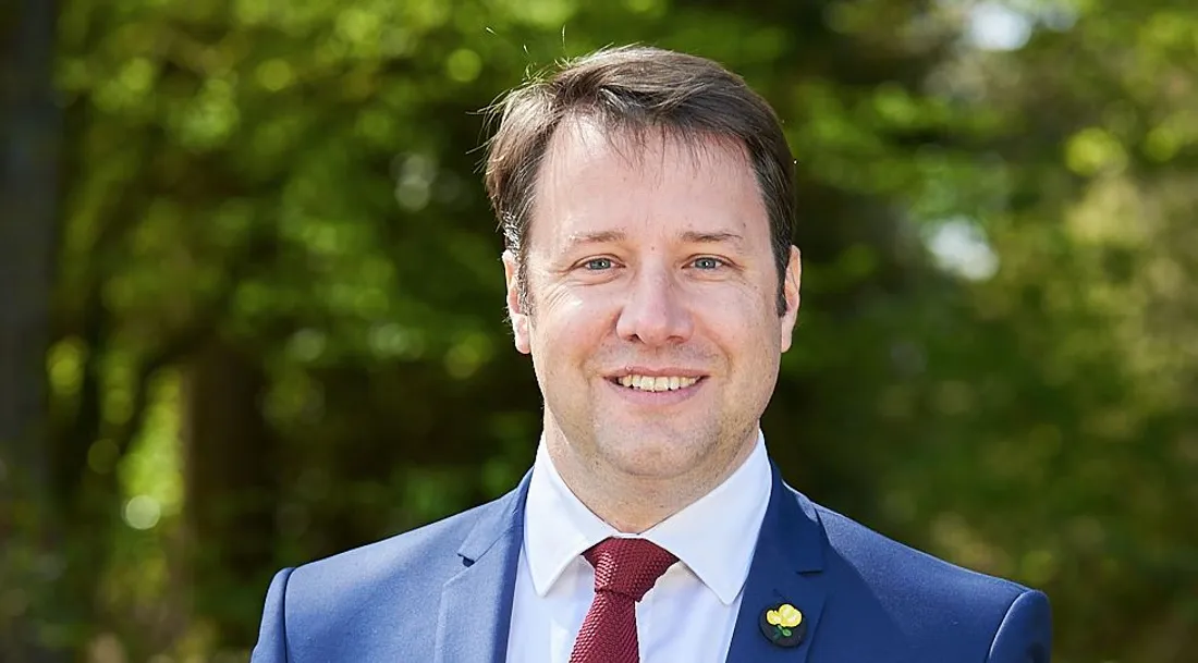 Loig chesnais girard