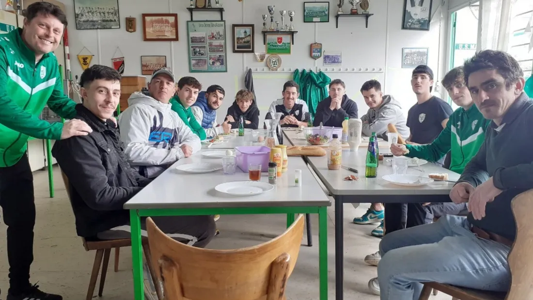 Le Mas-d’Azil poursuit sa série, Les Portes du Couserans s’accrochent