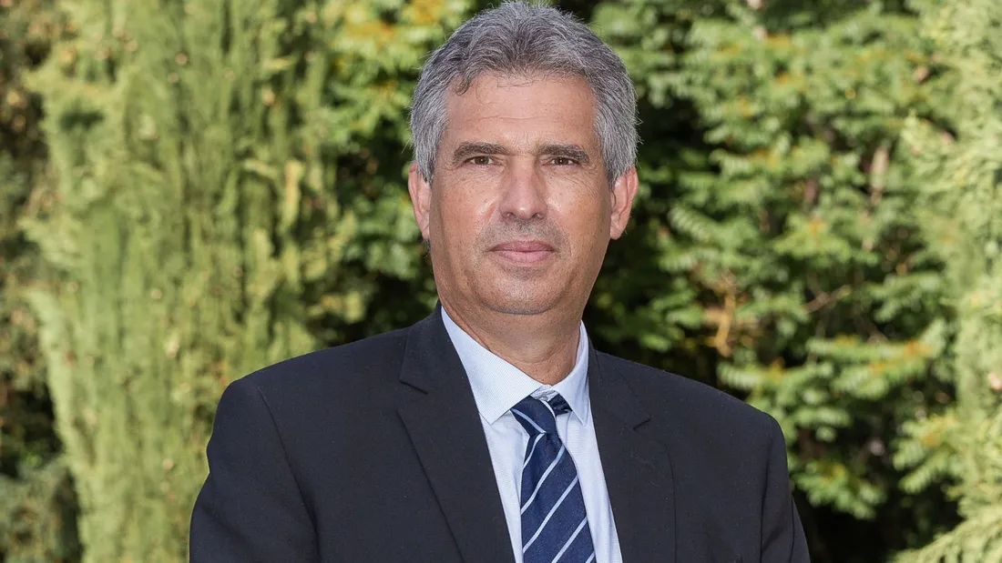 Jean-Noël Vigneau largement reconduit dans une triangulaire 100 % à gauche