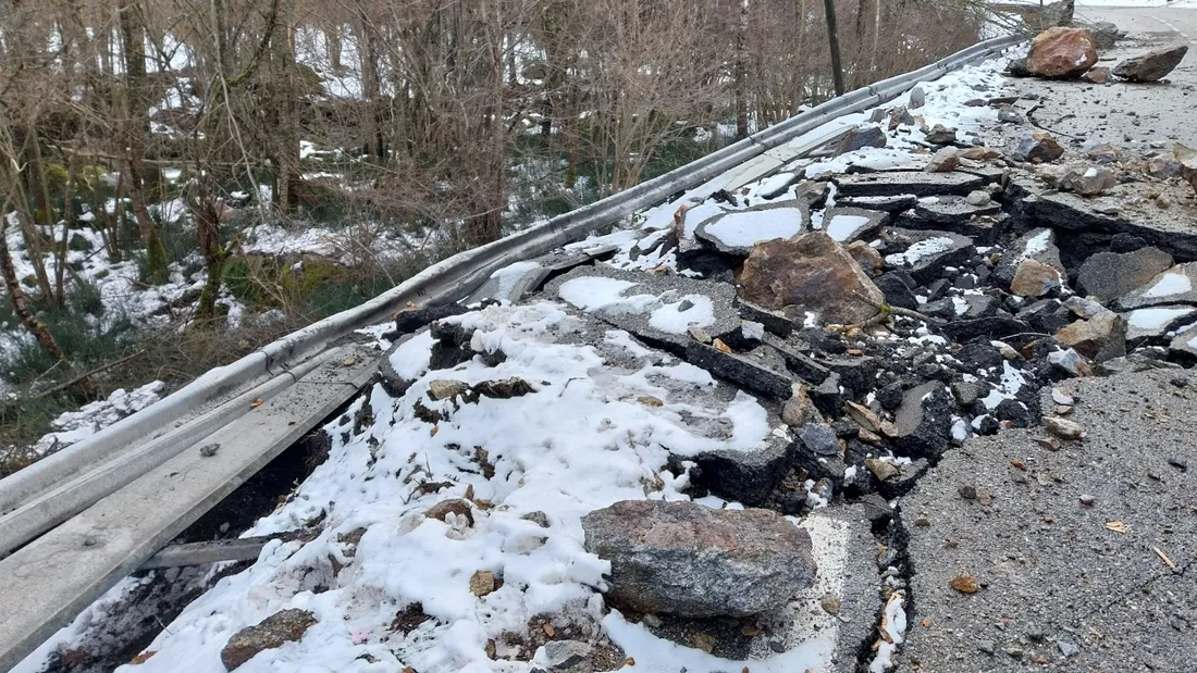 RN20 fermée entre Ax-les-Thermes et L’Hospitalet-près-l’Andorre après un éboulement majeur