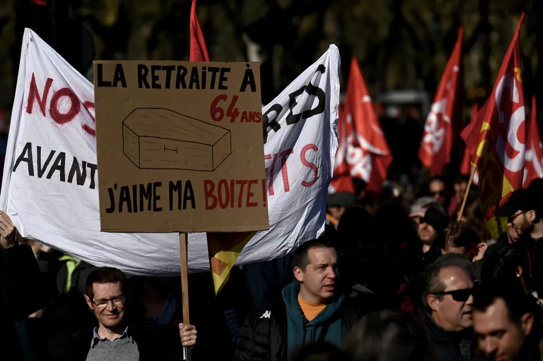 manifestation dans les rues de Bordeaux 