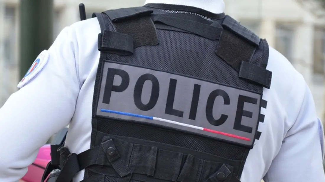 Une femme égorgée par son mari dans un hall d’immeuble à Paris