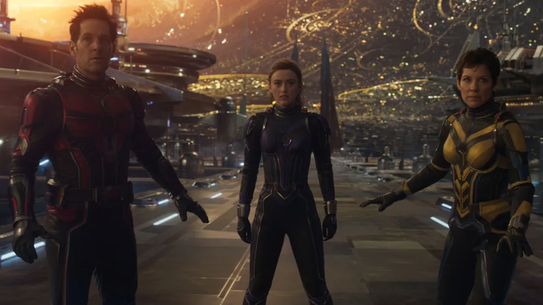 Paul Rudd, Katheryn Newton et Evangeline Lily dans "Ant-Man et la guêpe  : Quantumania".