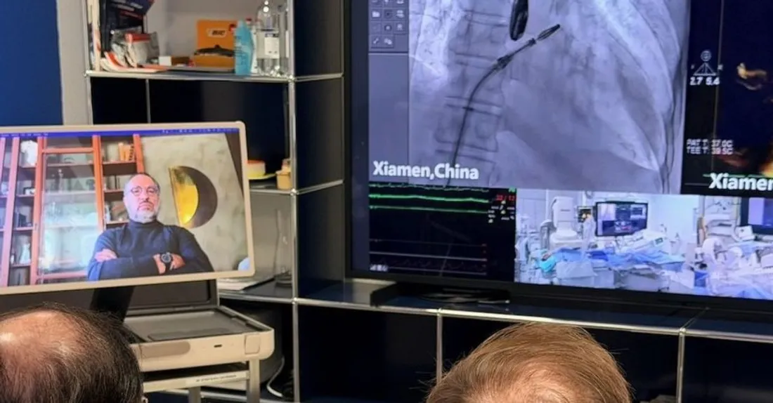 Ils opèrent un patient en Chine, depuis Bordeaux