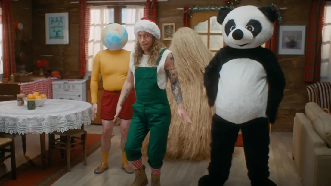 Nouveau clip décalé pour Julien Doré.