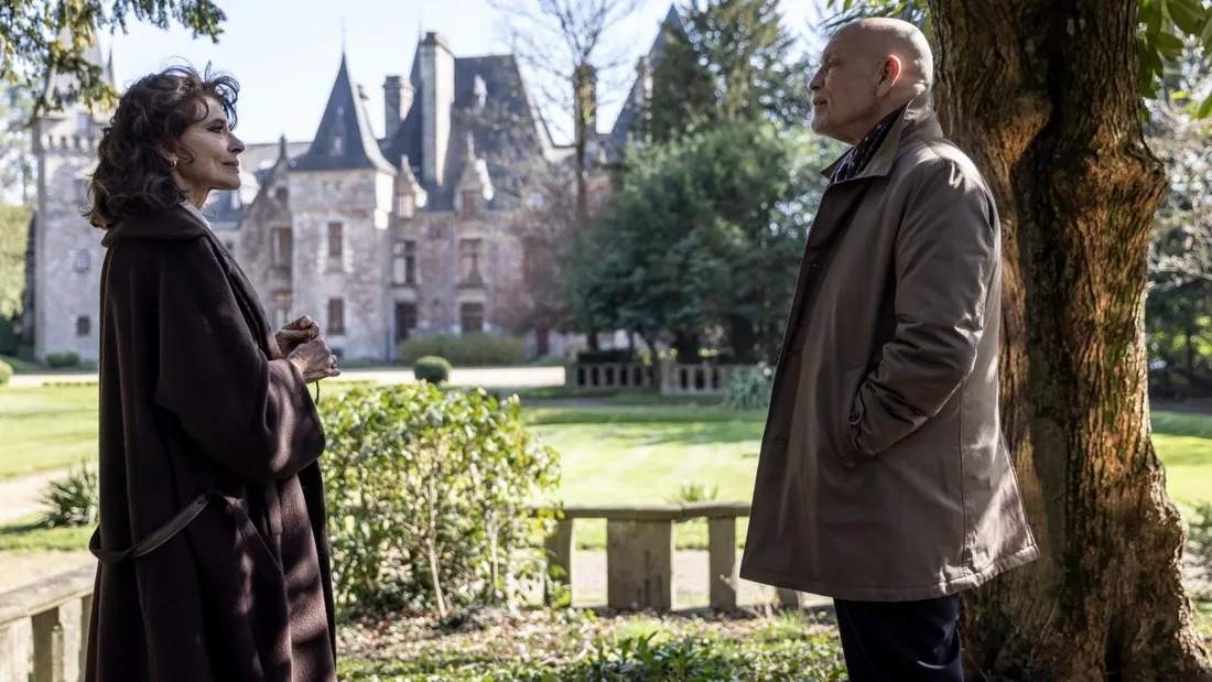 Fanny Ardant et John Malkovitch dans "Complètement cramé".