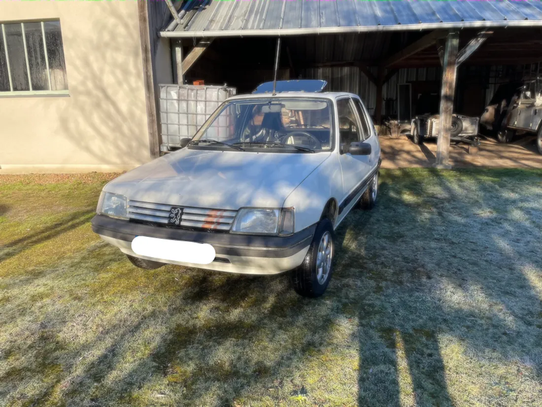 La Peugeot 205 pour l'Europ'Raid