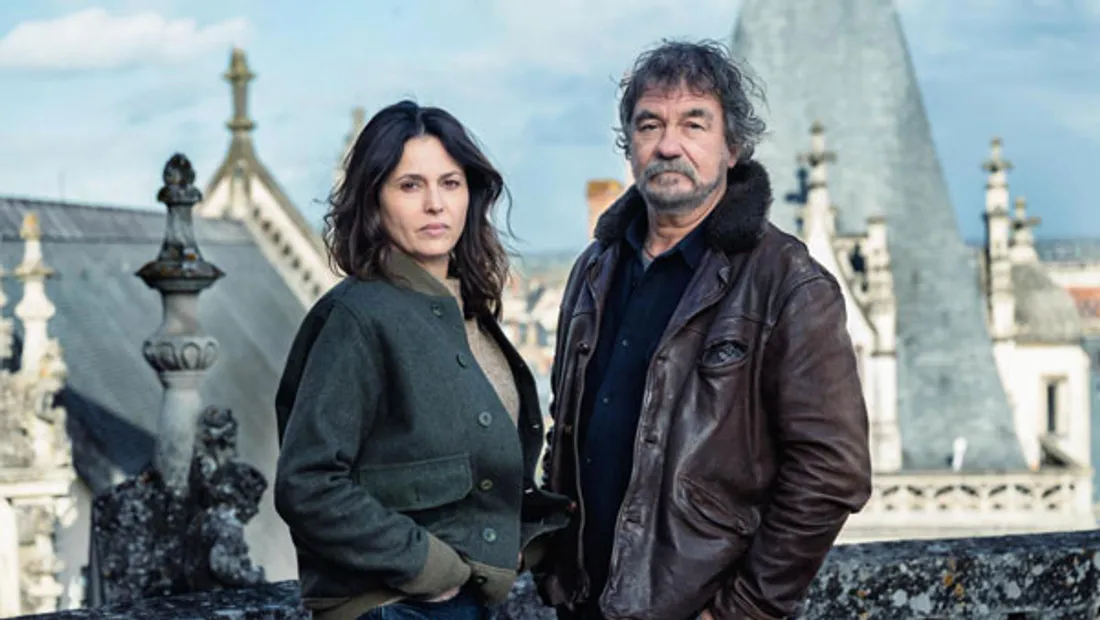 Anne Charrier et Olivier Marchal enquêtent sur un meurtre à Blois.