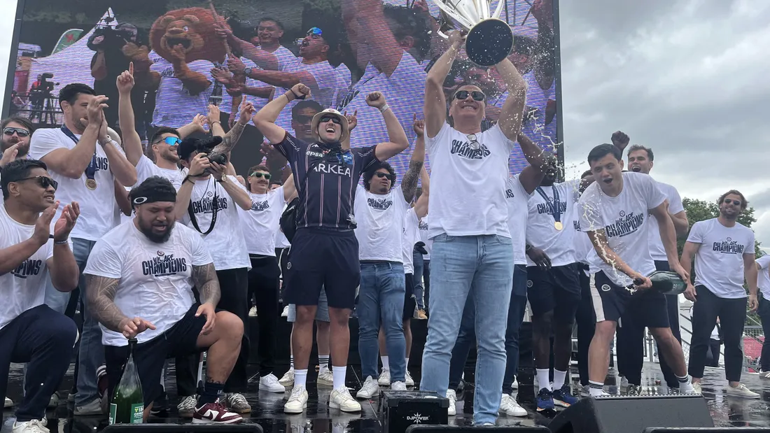 Un président heureux (et mouillé)