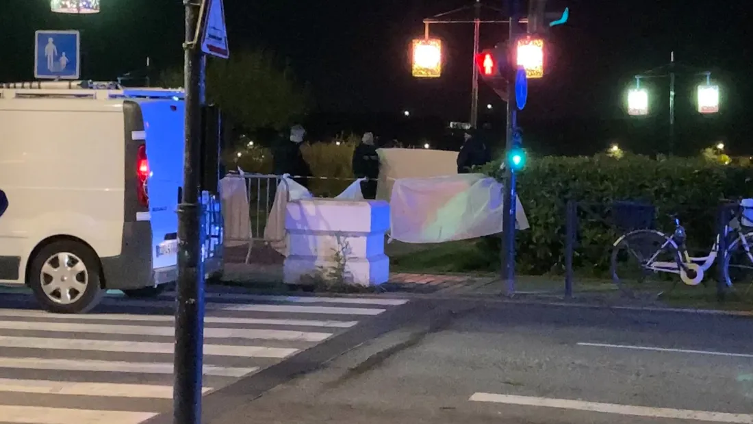 La Police était encore présente sur place ce mercredi soir après 22h30