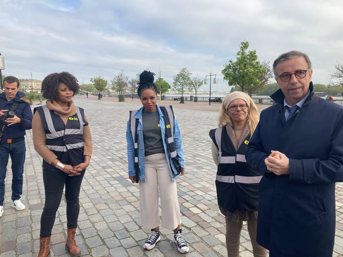 Des médiateurs sont présent ce jeudi sur les quais 