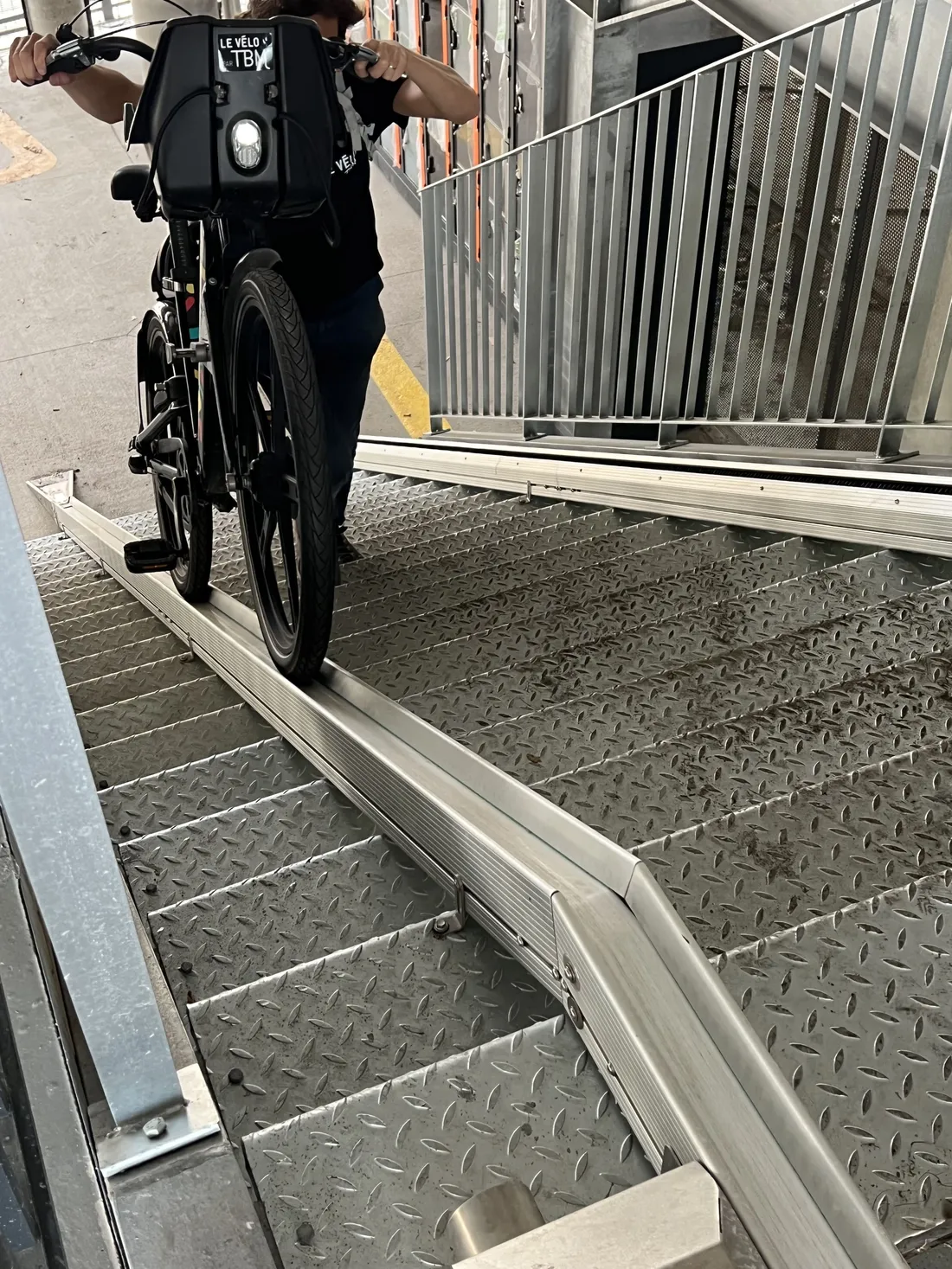 La vélostation Belcier gare Saint Jean à Bordeaux