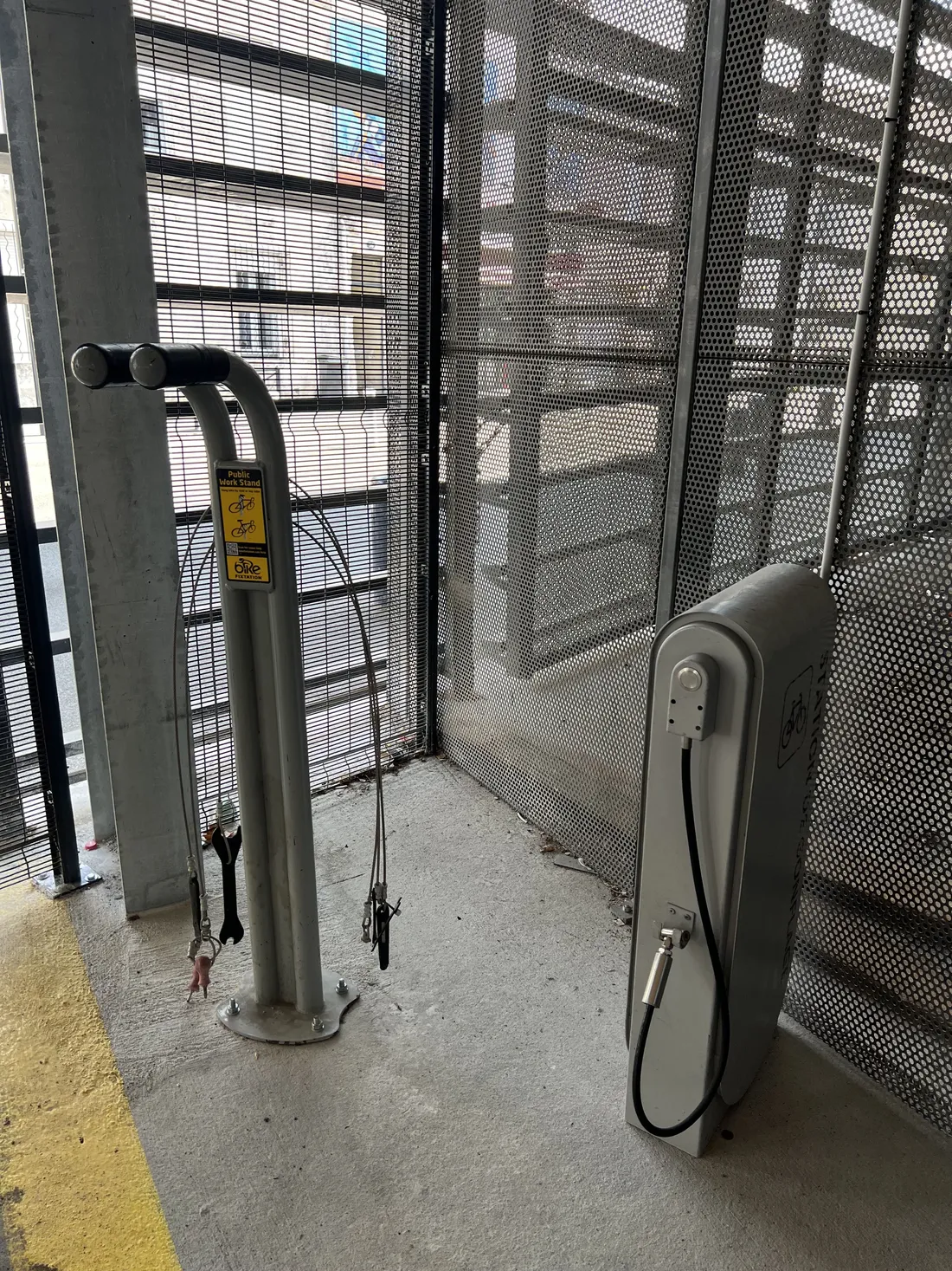 La vélostation Belcier gare Saint Jean à Bordeaux