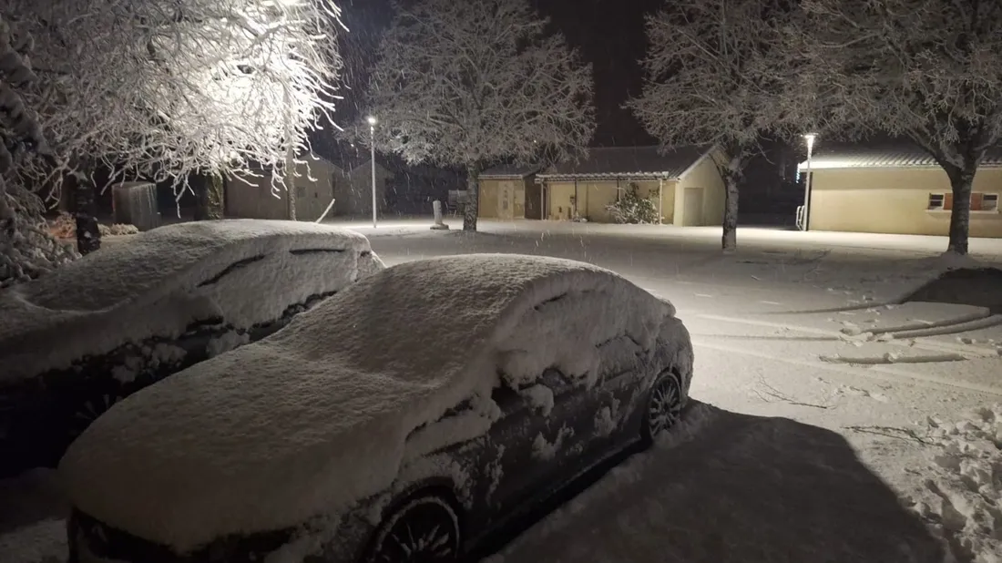 De la neige à Lesparre