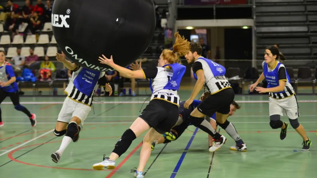 Première journée de championnat régional de Kin-ball ce dimanche à Angers ! 