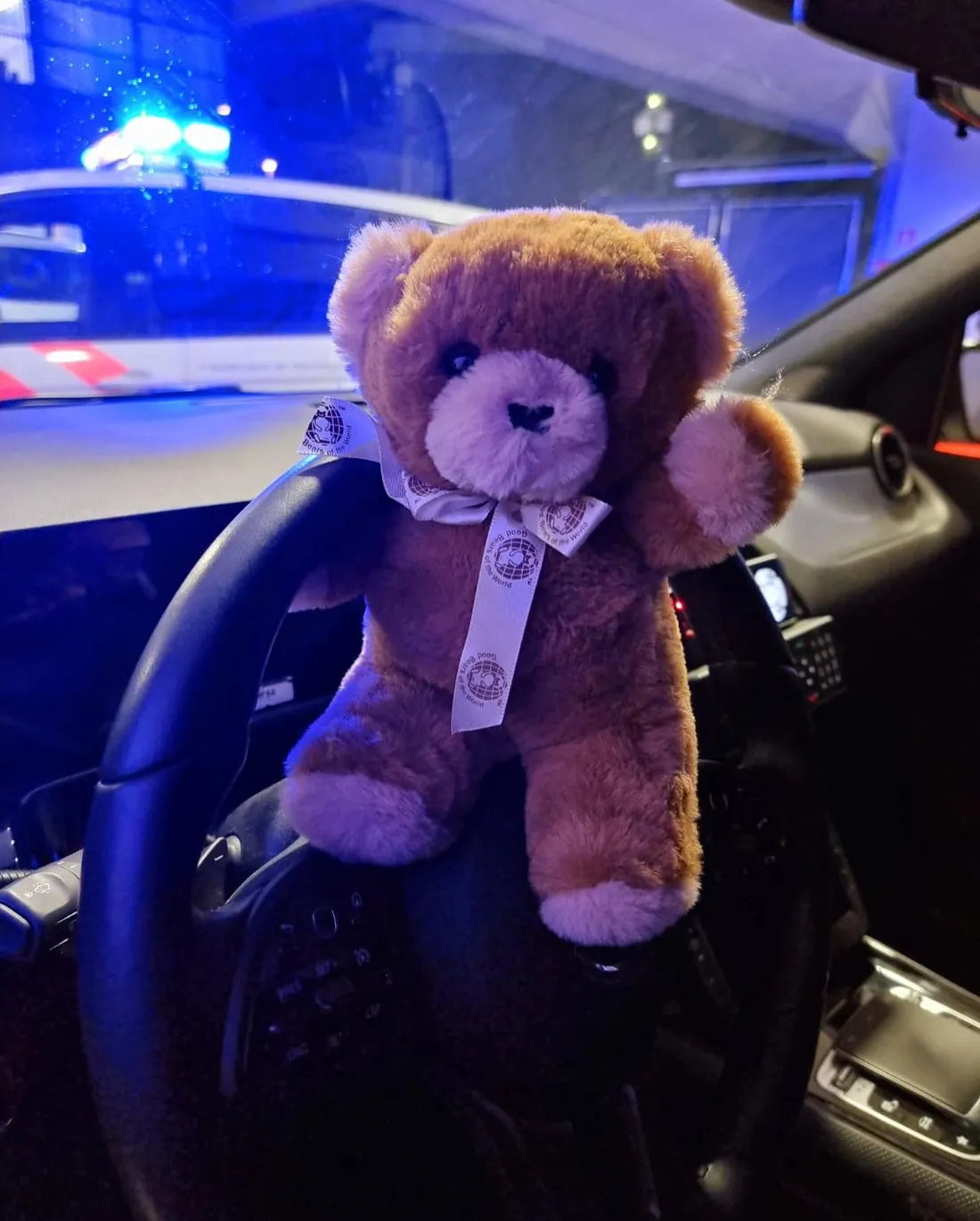 Un enfant de 4 ans vole la voiture de ses parents pour aller se promener