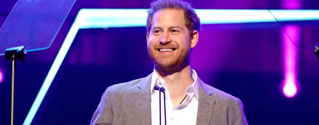 "Le Suppléant" : les mémoires du prince Harry battent des records de vente en France