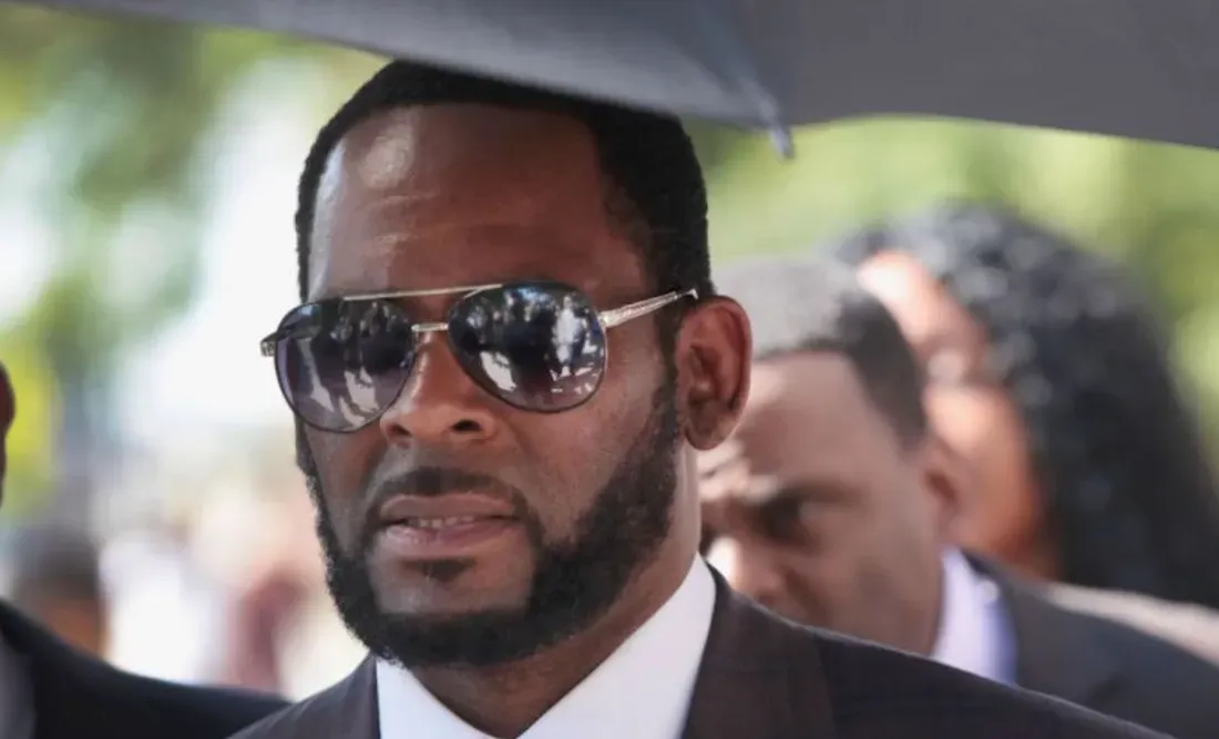 R. Kelly poursuit l'administration pénitentiaire en justice pour fuite d'informations personnelles