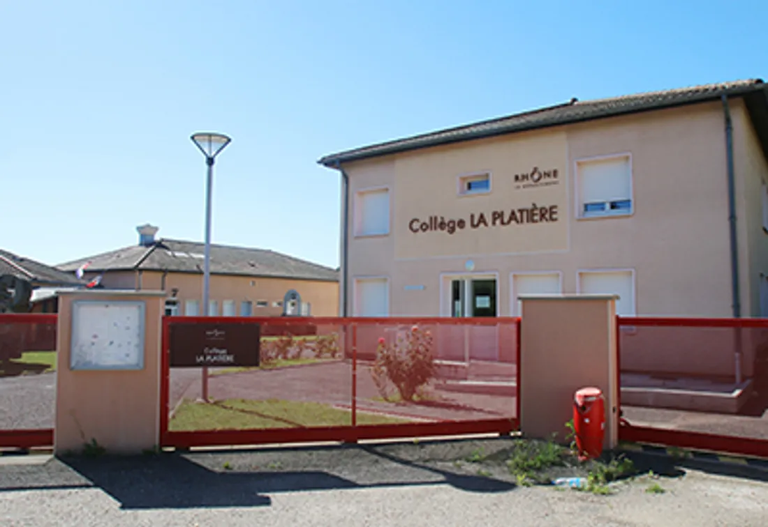 Collège Thizy les Bourgs