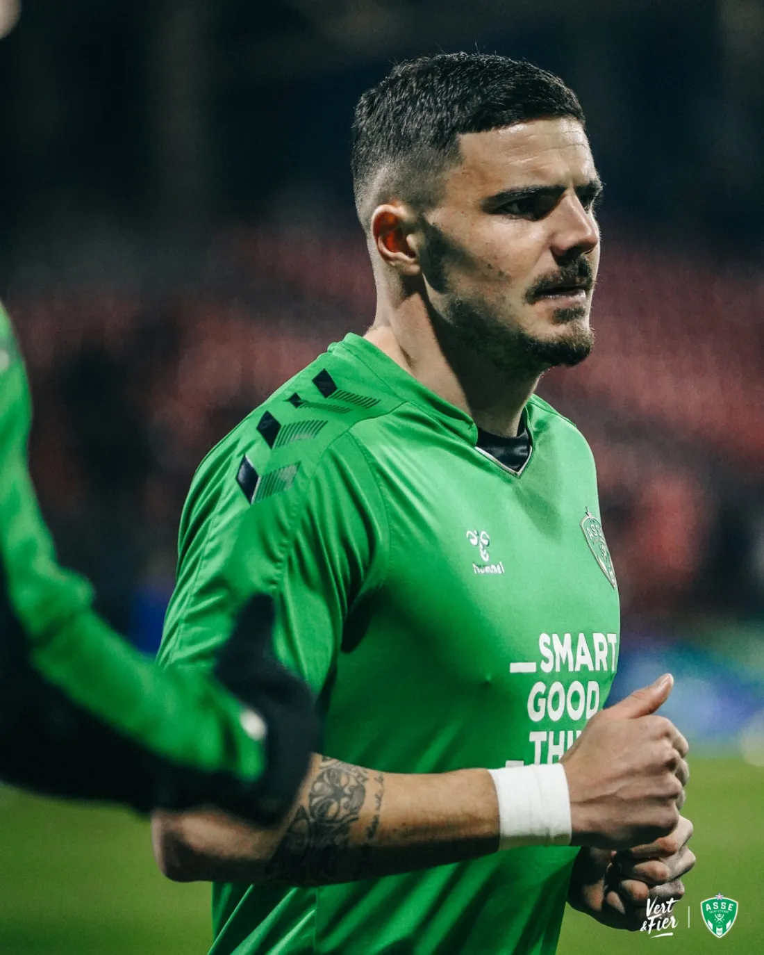 Les Verts remportent leur troisième match de suite en championnat, 1-2, à Nîmes.