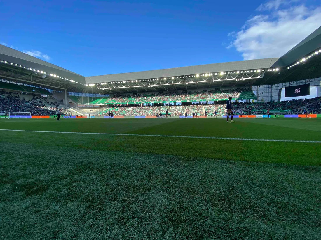 Les Verts sont revenus en fin de match face à Bordeaux, grâce à Irvin Cardona.