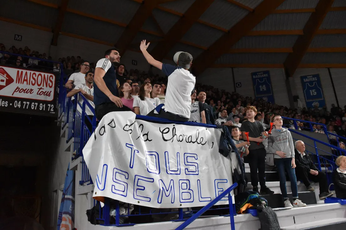 Basket : le public roannais mobilisé derrière son équipe