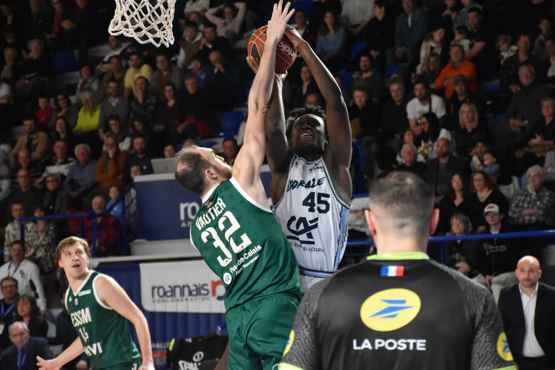 Basket : Sekou Doumbouya lors de Chorale - Le Portel (84-83)